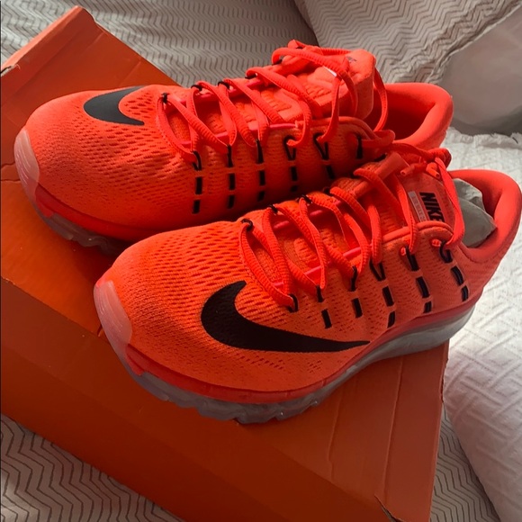 nike air neon orange